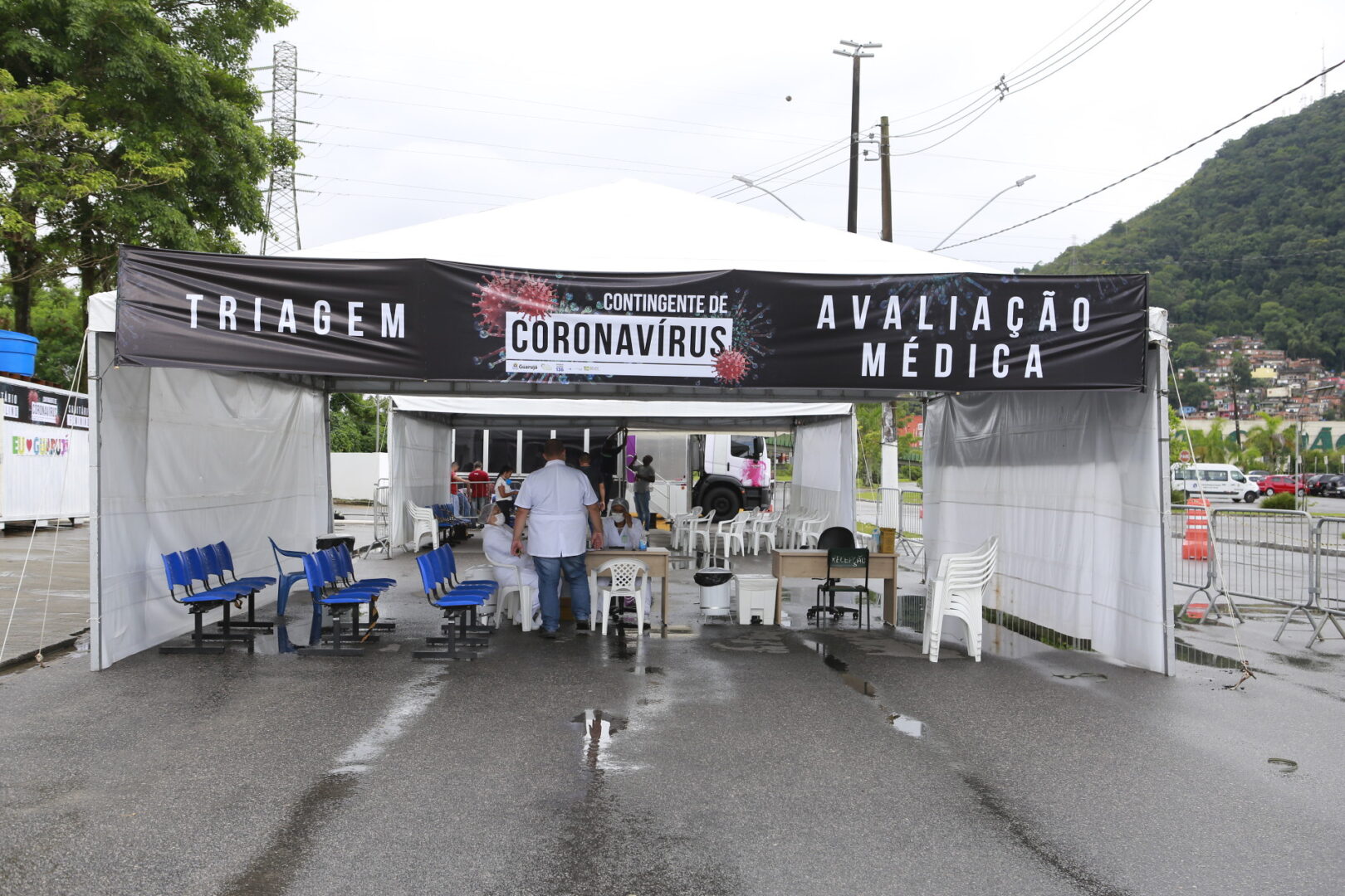 Tenda prevenção do covid-19 Guarujá