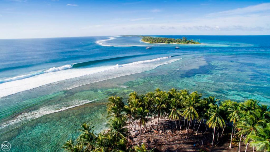 Surf nos arquipélagos das Maldivas na Ásia