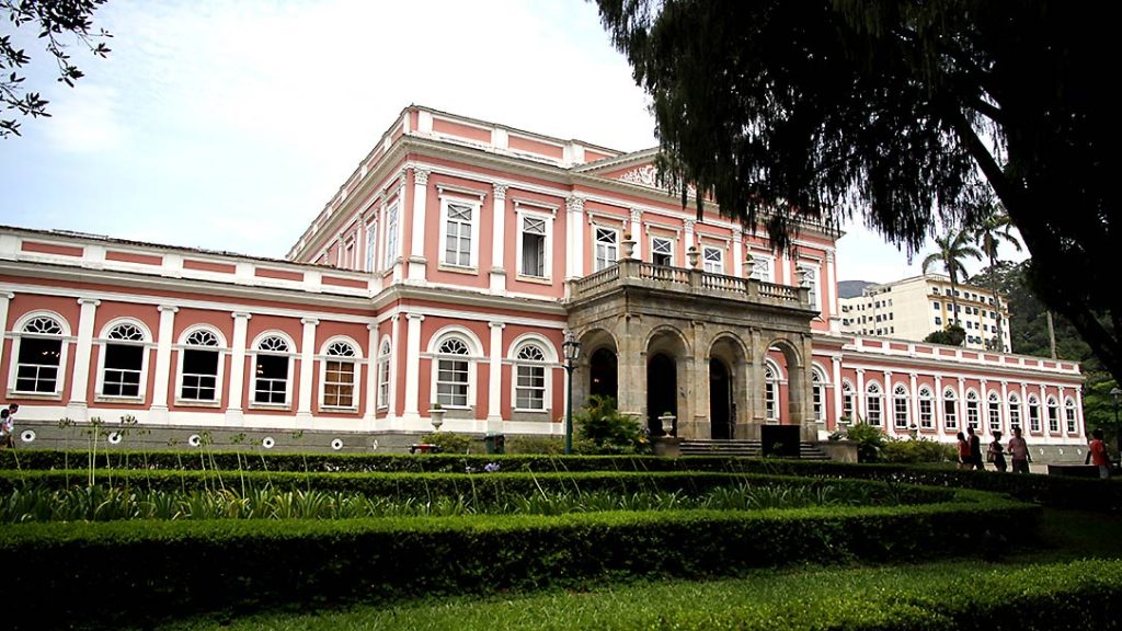 Petrópolis a encantadora cidade imperial