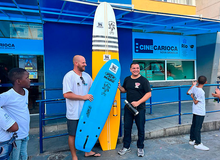 Phil Rajzman o exímio longboarder brasileiro