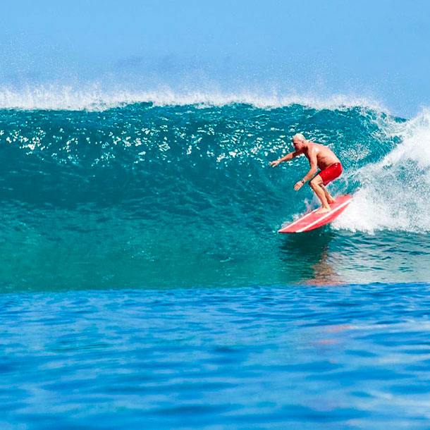 Rico de Souza embaixador do surfe brasileiro