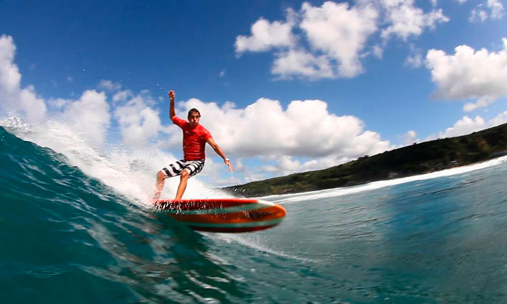 Rico de Souza embaixador do surfe brasileiro