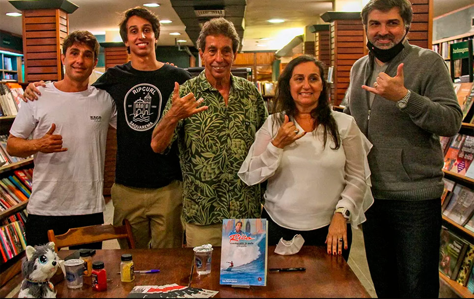Rico de Souza embaixador do surfe brasileiro