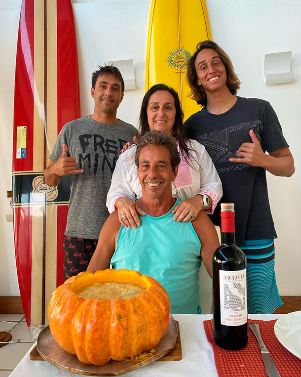 Rico de Souza embaixador do surfe brasileiro