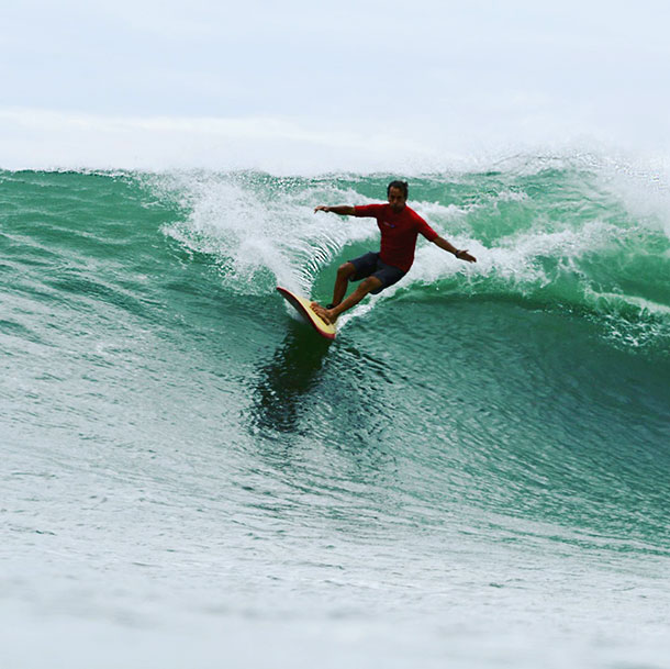 Rico de Souza embaixador do surfe brasileiro