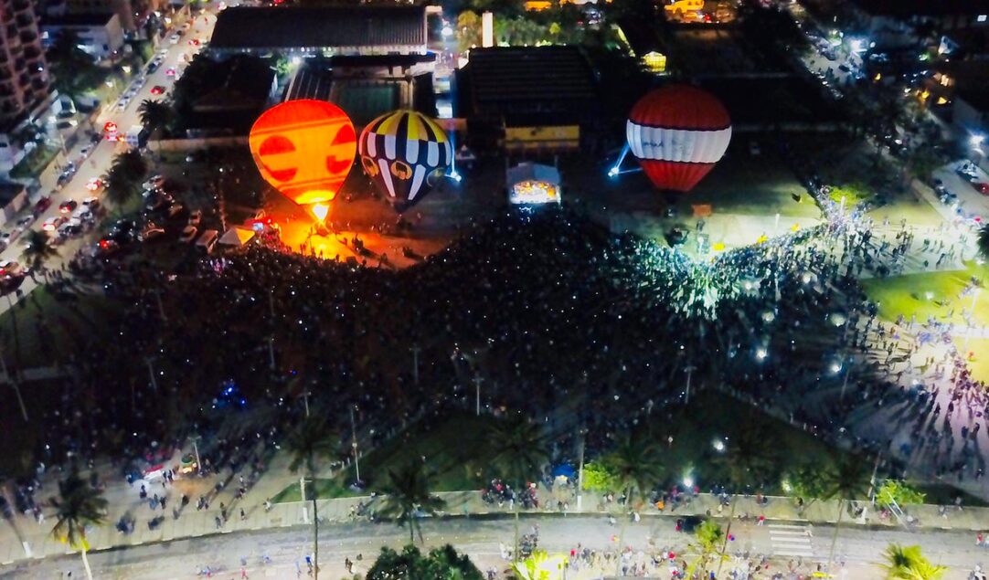 Festival Internacional de Balonismo no Guarujá
