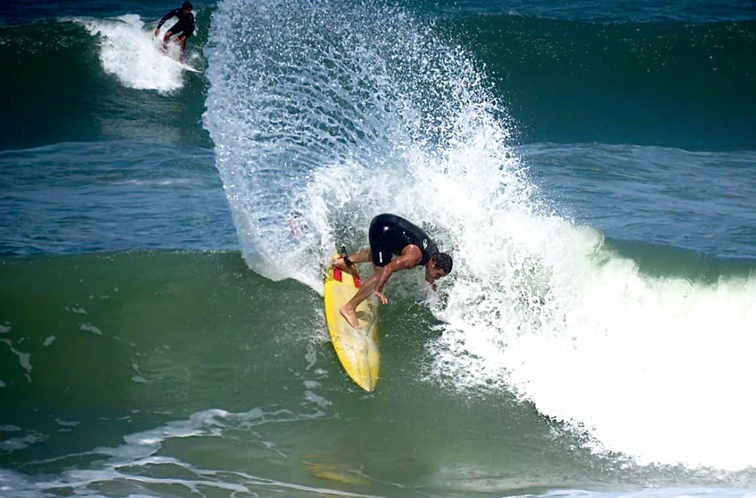 Paulo Kid de surfista a treinador de surf