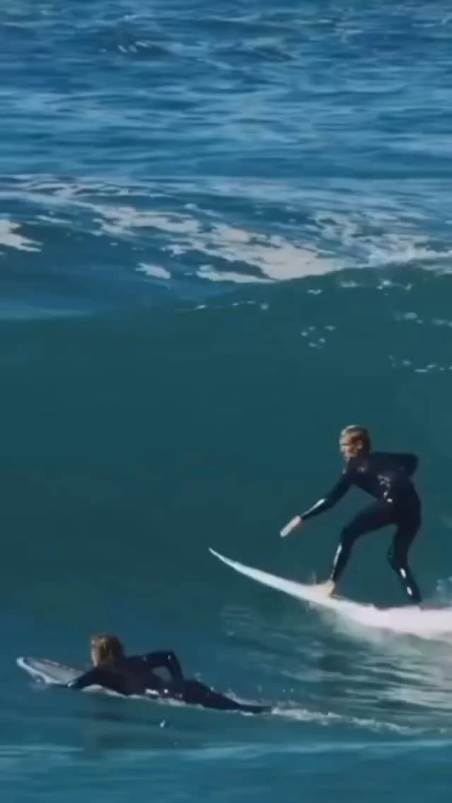 E aí ?#surf #aloha #mahalo #ohana #boletimdasondas #boletimdasondas #loucosporsurf #beach #waves #surfbr #god